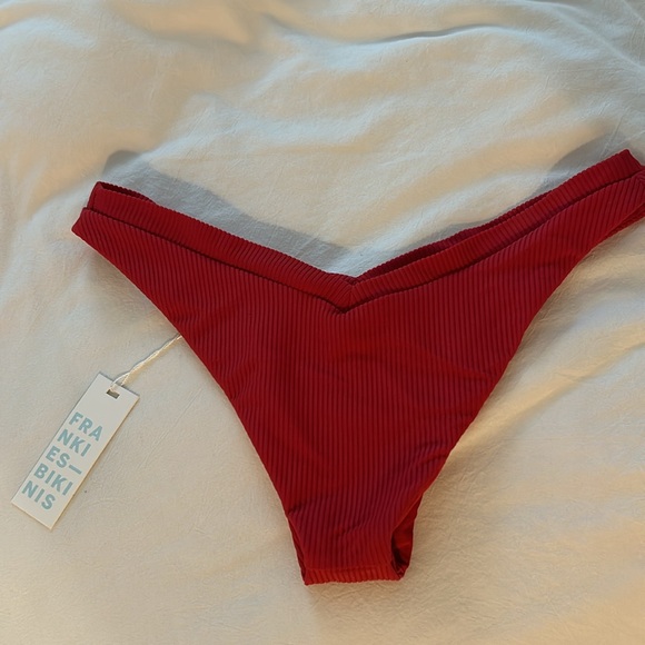 Frankie’s bikinis Austin bottom red NWT - Picture 3 of 5